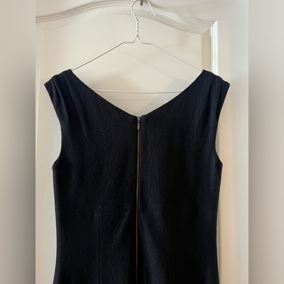 Banana Republic Black Sheath dress In Size 6, New With tags - Picture 2 of 5
